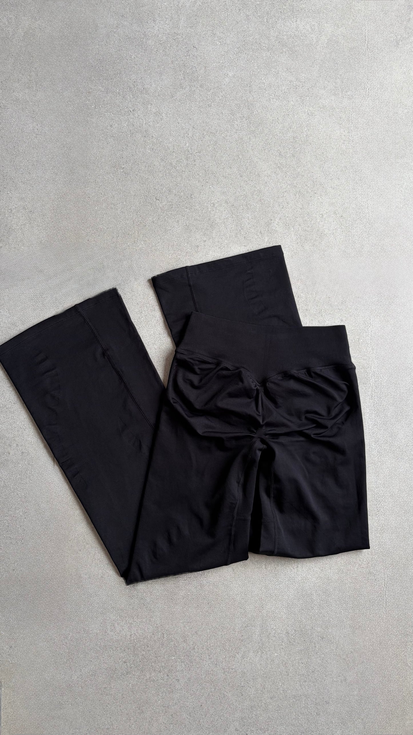 Black - Muse Flared Pant