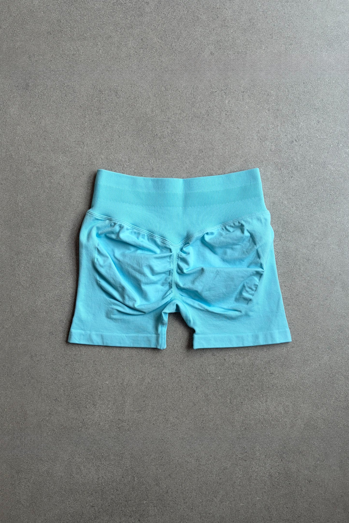 Sky Blue - Muse Short