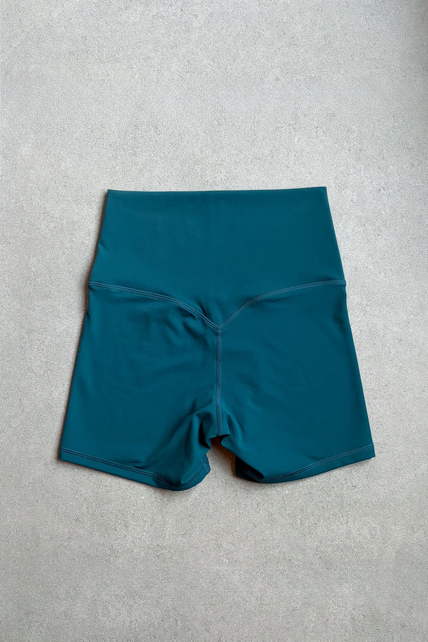 Jade - Mini Mid Short