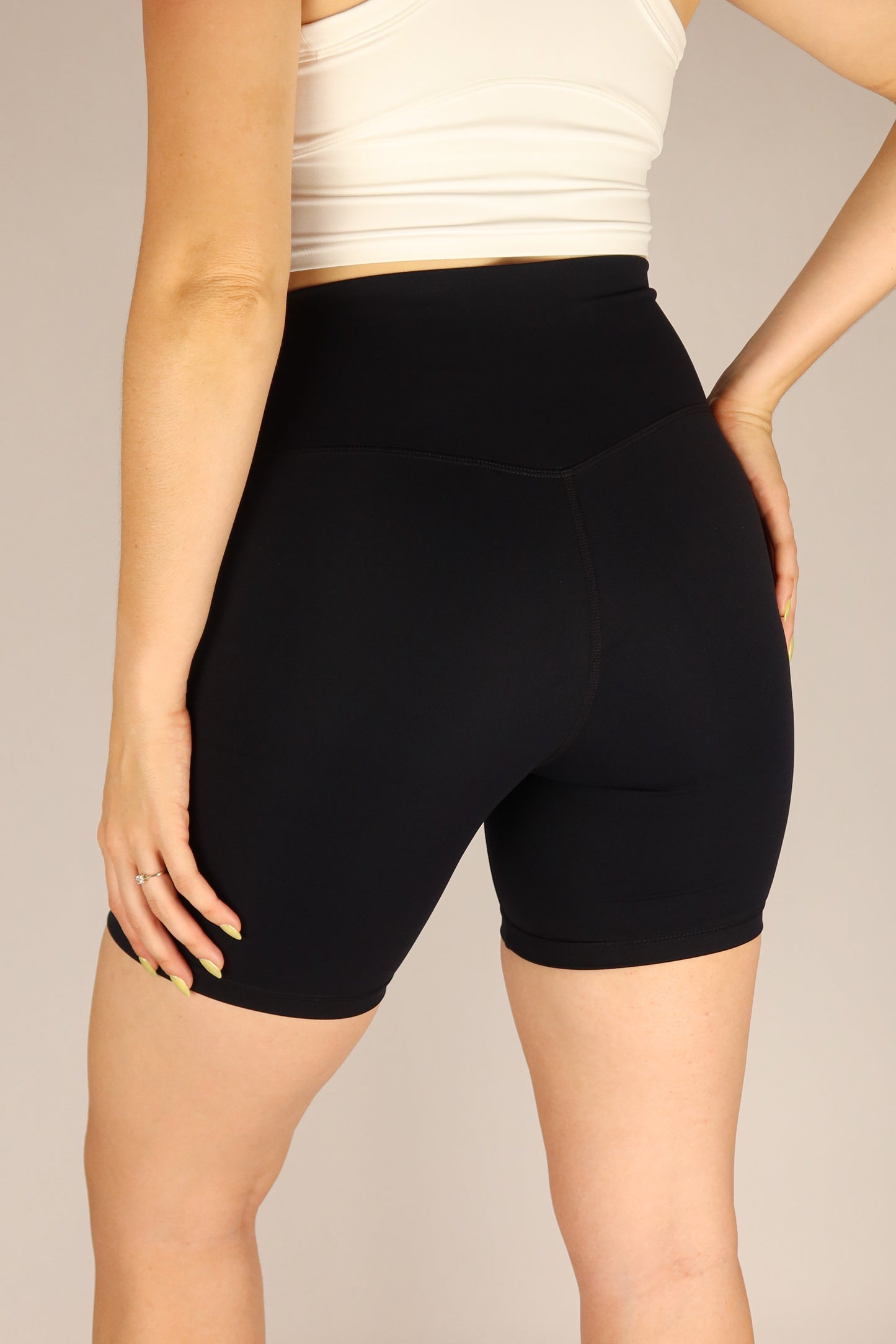 Mid Short Negro