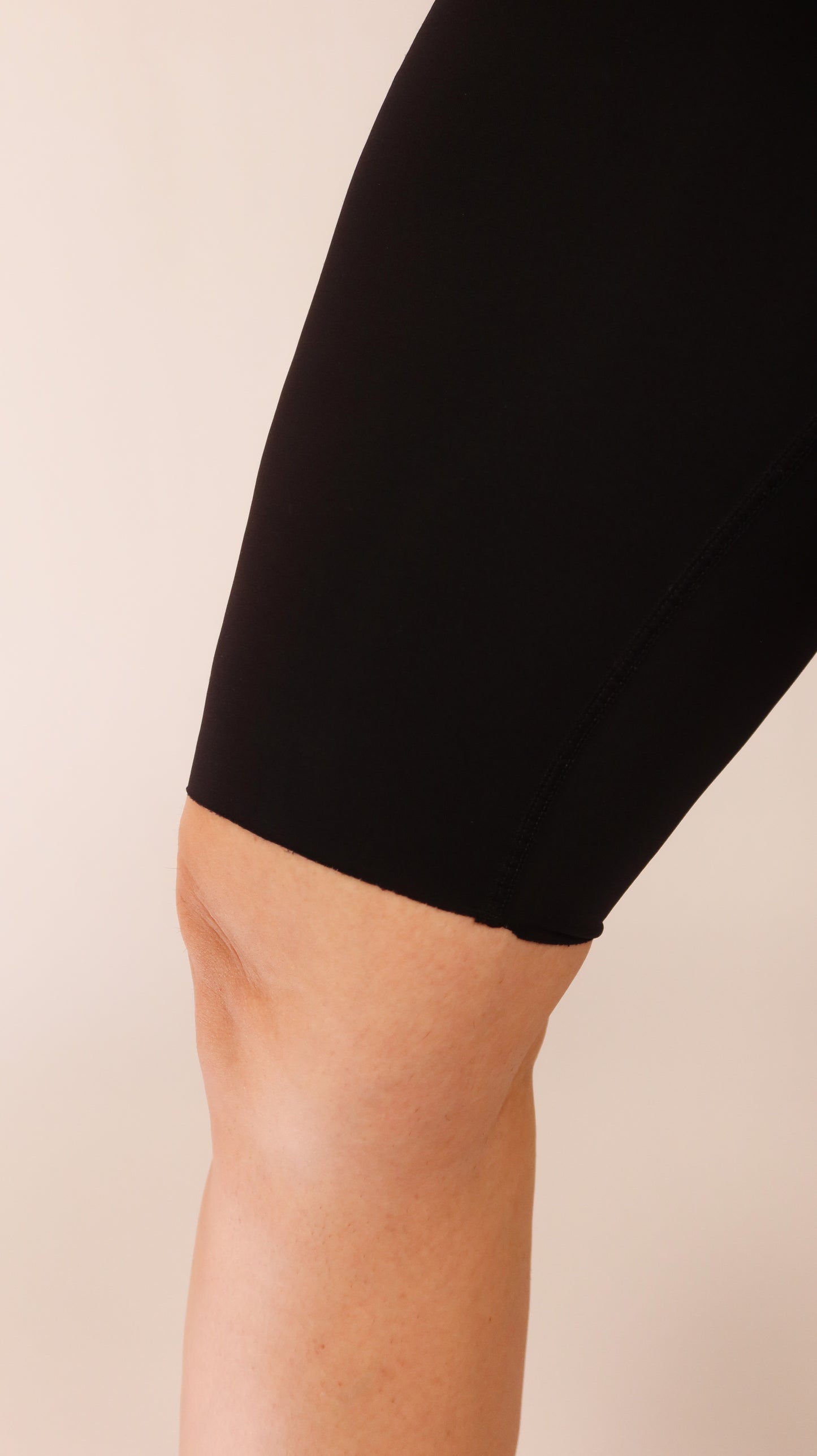 Maternity Biker Short Negro