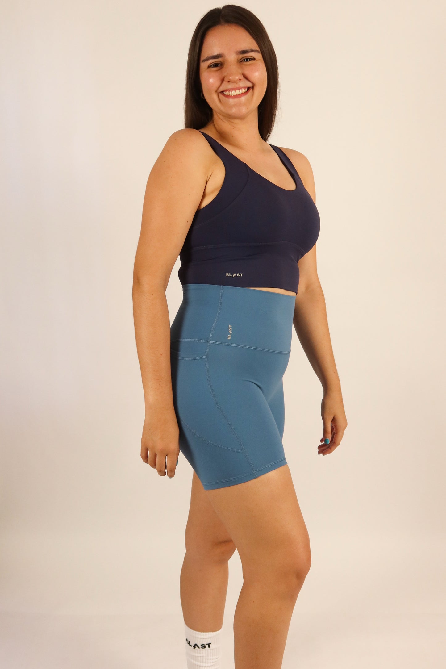 Pocket Mid Short Steel Blue