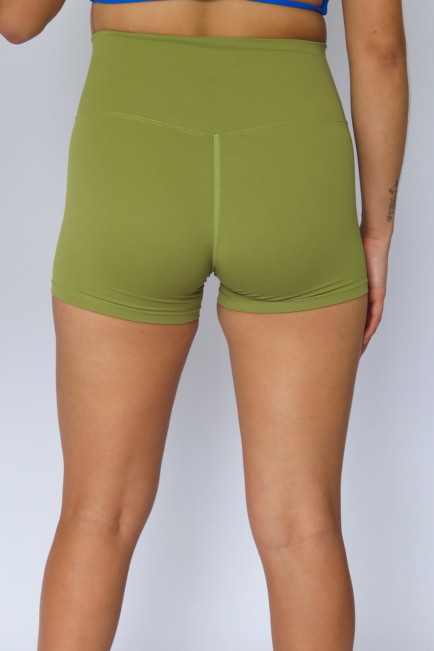 Booty Short Verde Musgo