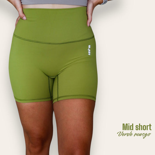 Mid short Verde Musgo